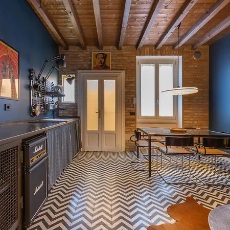 Casa Da Estrosa * ミラノ